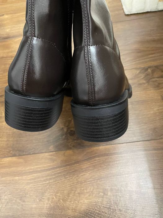 Черевики Stradivarius