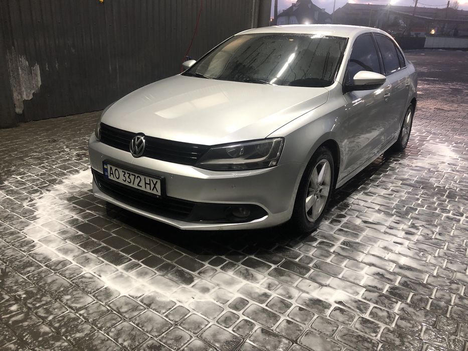 Продам Volkswagen Jetta 2011р