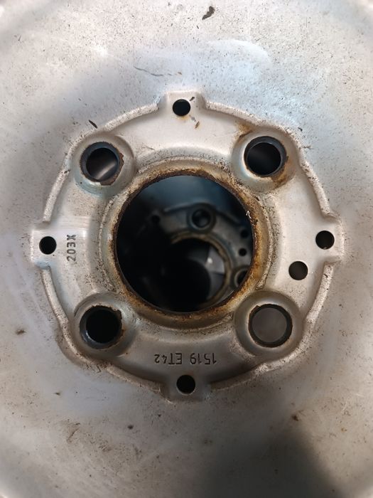 Koła Smart 4x100 15 Opony Zimowe 165 65 R15 i 185 60 R15