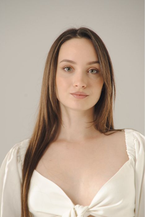 Nikon D3000 з обʼєктивом Tamron AF 18-200mm f/3,5-6,3 Di II + сумка