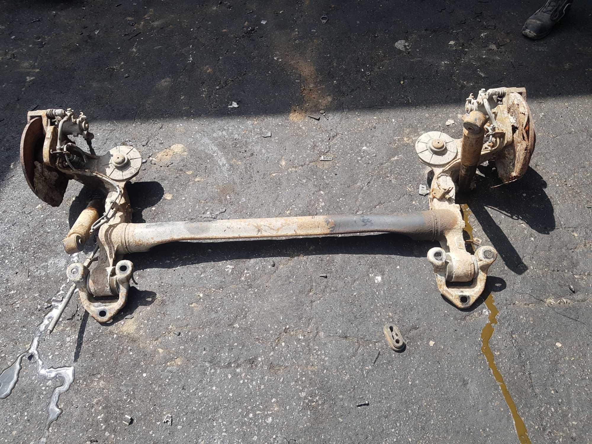 Opel Astra H Kombi Belka Oś Tył Tylna Zawieszenia ABS Tarcze