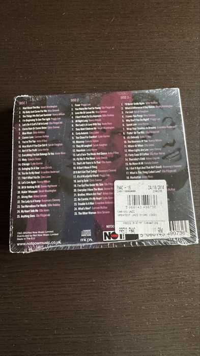 Cds e dvds varios , todos novos