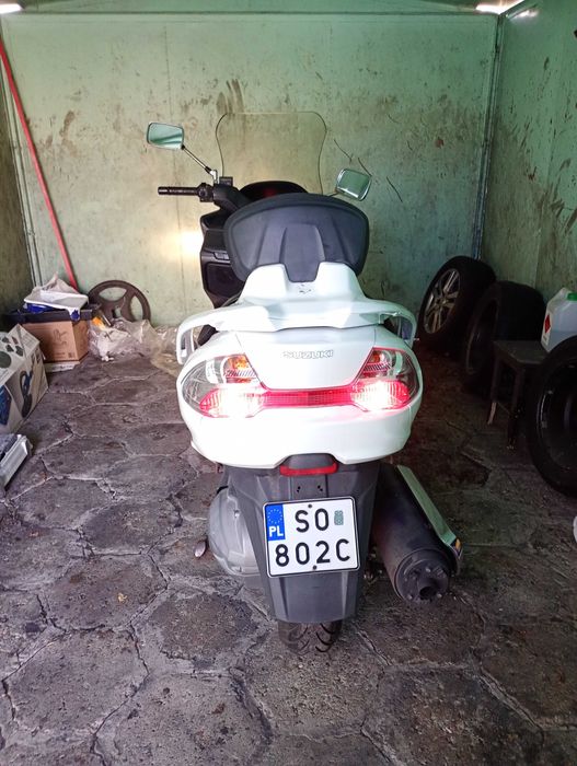 Suzuki Burgman 400