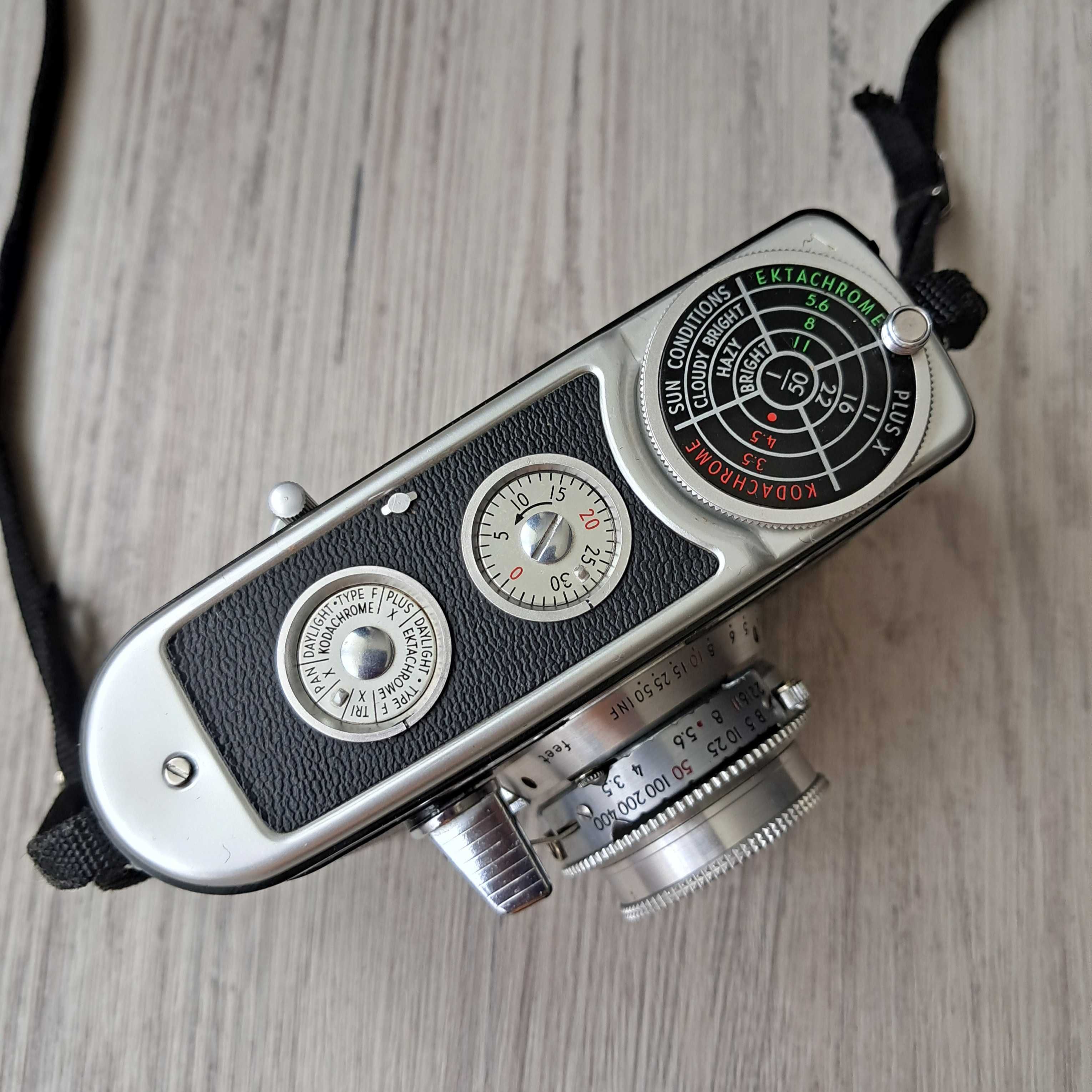 Плівкова камера Kodak Signet 40