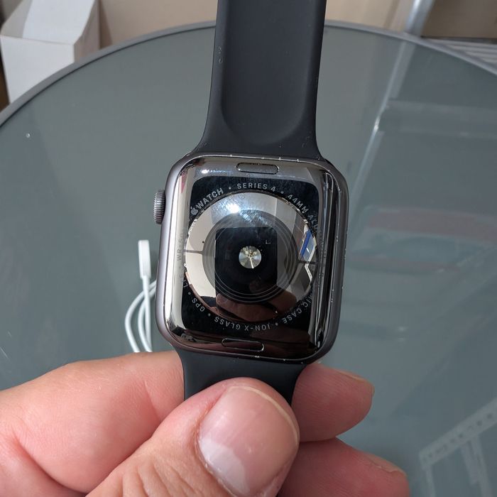 Apple Watch 4 44mm LTE