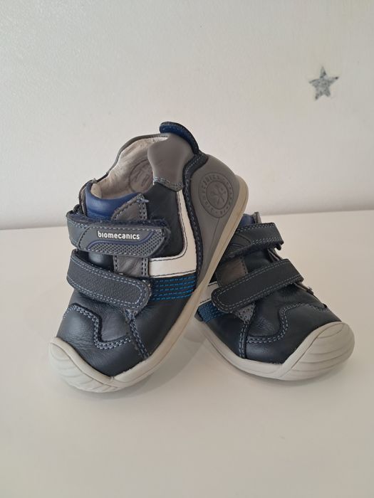 Sapatilhas Biomecanics Azuis