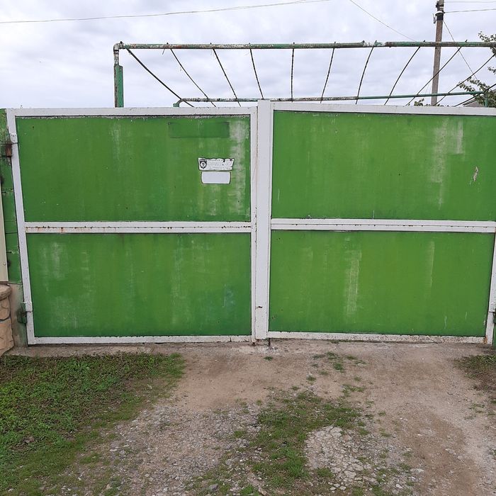 Продам уличные  ворота и калитку
