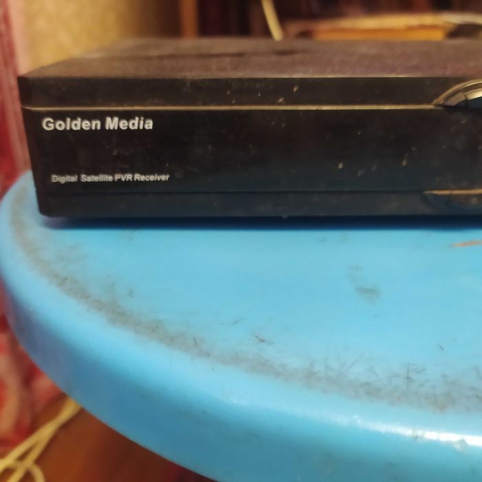 Укр канали Комплект  на два тел.супутникового тб  Спутниковая антена