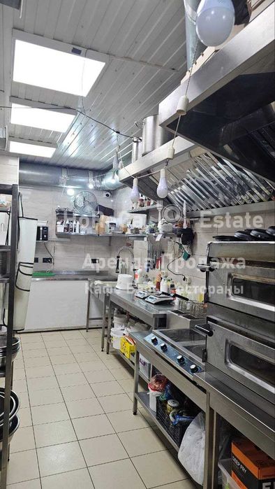 БЕЗ%. Аренда. Ресторан. Паб. 190м2. ул. Соломенская 20В.