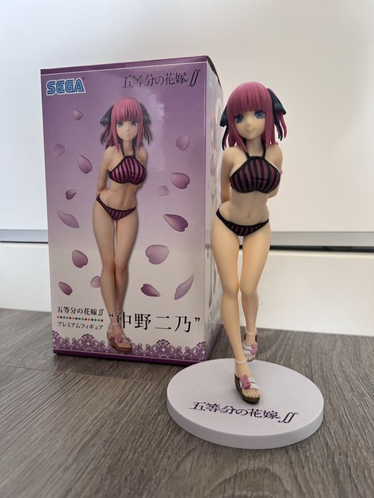 Nino Nakano Sega - Statue