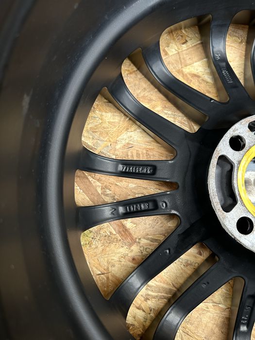 Диски 4/100 R16 ЕТ38 цо(діа)60.1(70.4) Reno титани диски