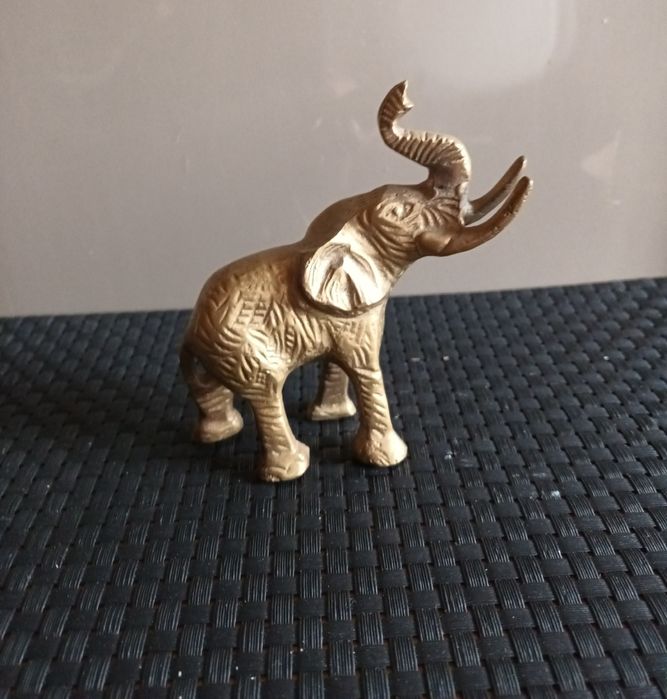 Słoń mosiądz ...