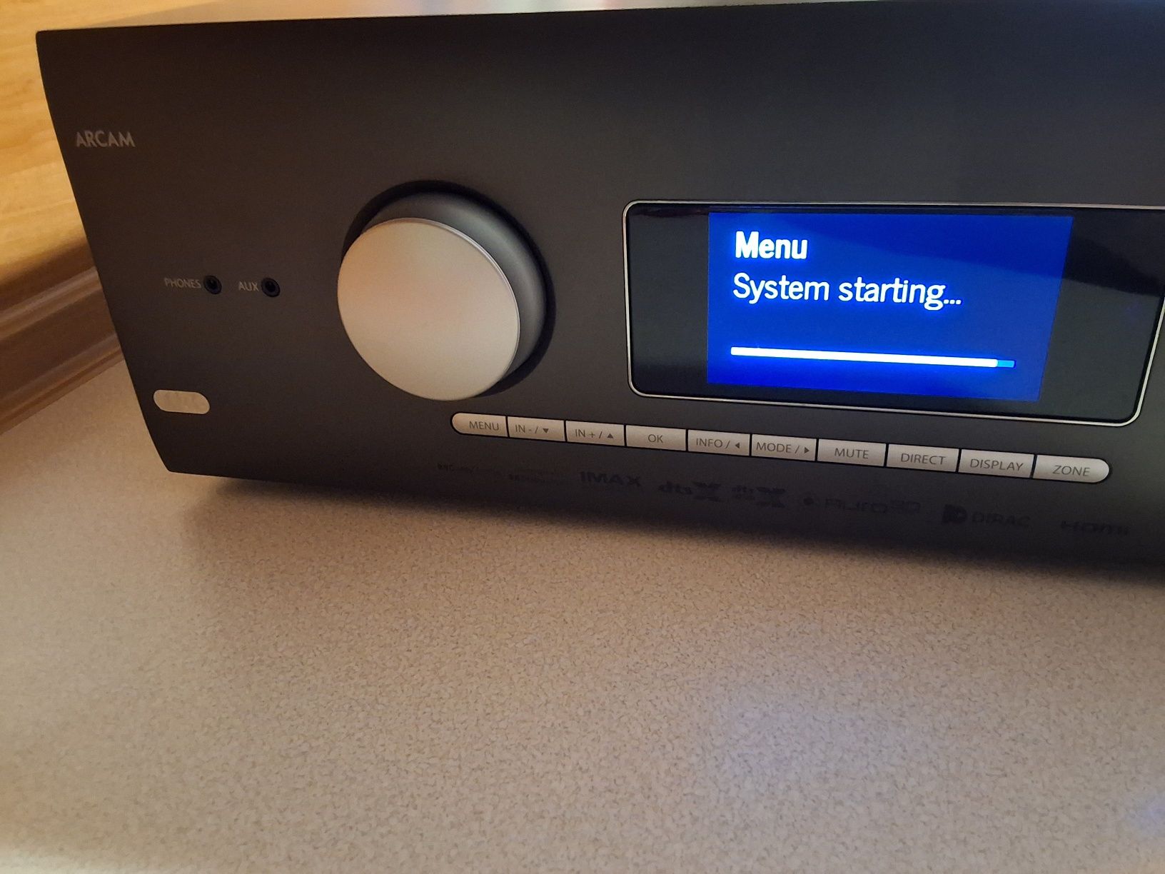 Szpredam Home Theatre ARCAM AV41
