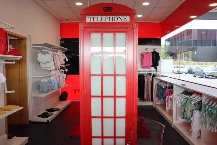 Móvel provador cabine telefónica+movél manequins