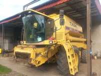 Kombajn zbożowy NEW HOLLAND TX 64 napęd 4x4 Claas. John Deere.
