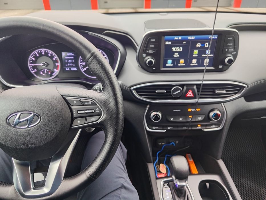 Продам хюндай сантафе 2019 года