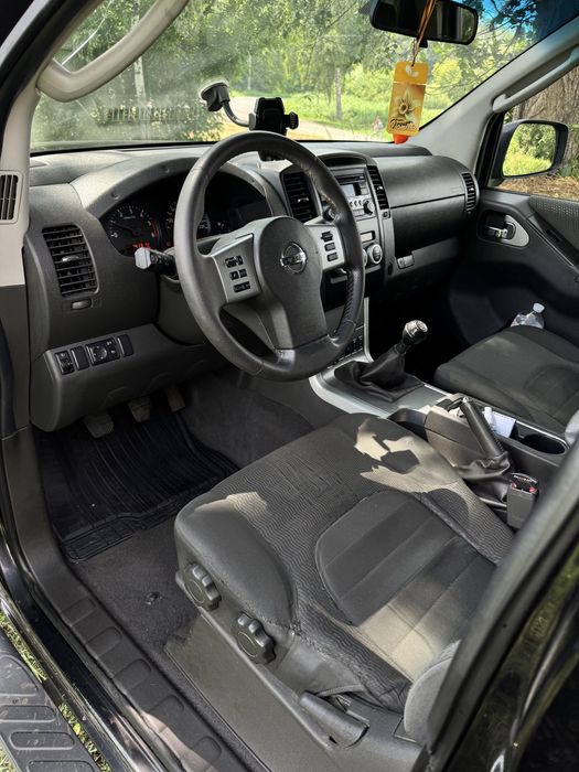Авто NISSAN Navara 2.5 для ЗСУ