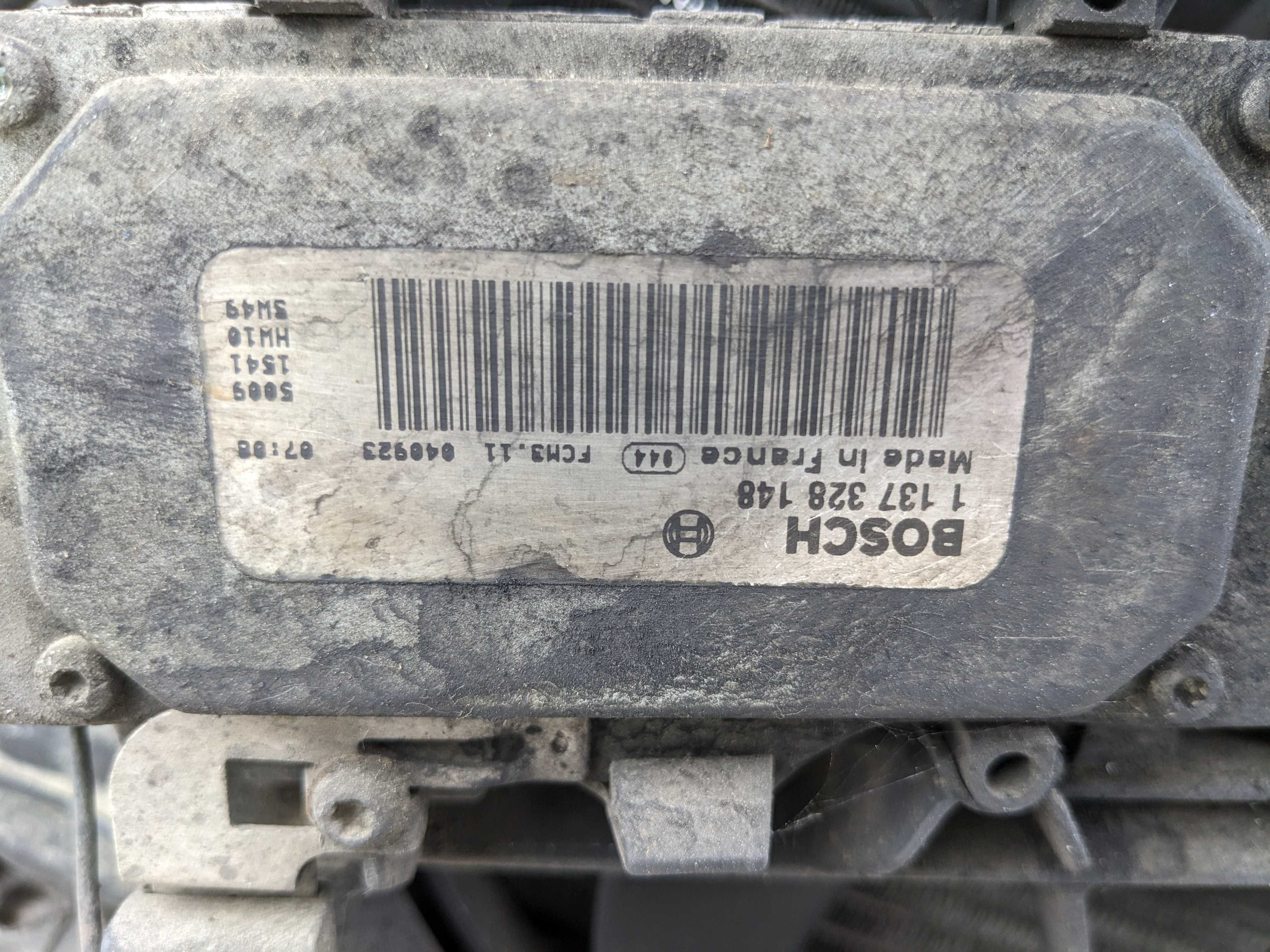 Mazda 3 BK I 1.6 16V Pas Przedni Wzmocnienie Chłodnica Wentylator