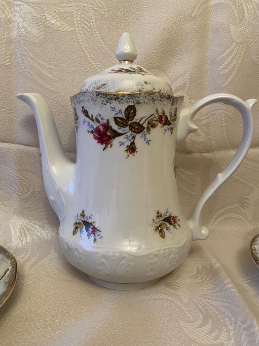 Serwis kawowy z współpracą Chodzież inspiracja Iwona Złota Róża