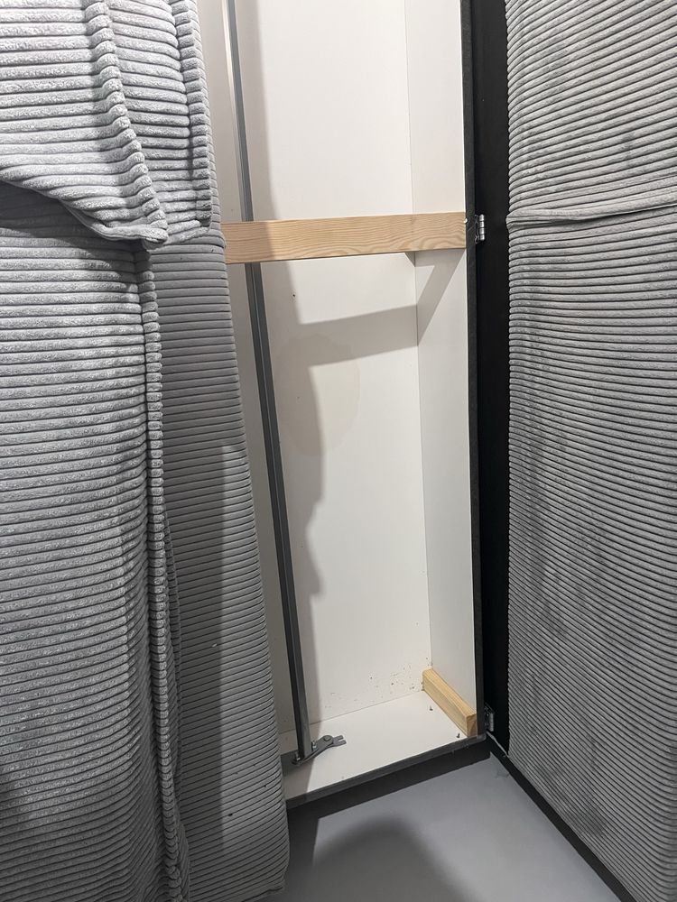 kanapa szara 200x160 plus dwa boczki