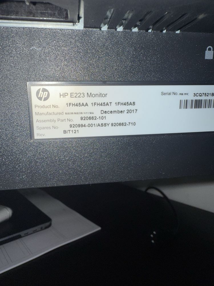 Monitor HP EliteDisplay E223 21.5" Full HD LED VGA,DP,HDMI