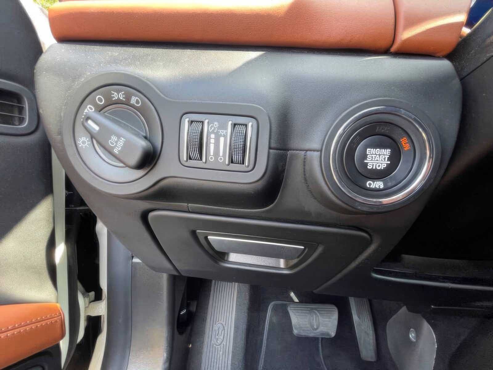 2020 Maserati Ghibli GranLusso