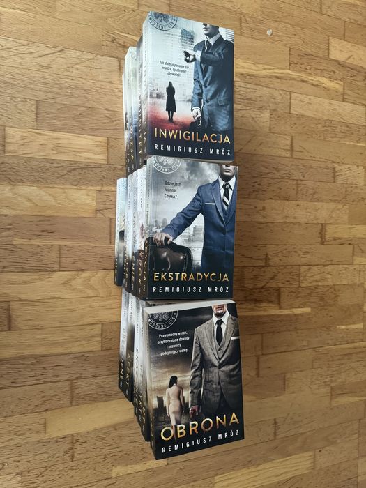 Tom 1-18 serii Chyłka Remigiusz Mróz