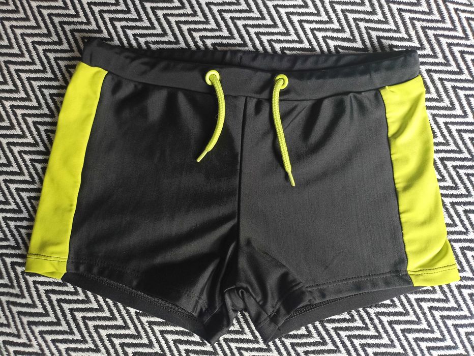 Spodenki kąpielowe, kąpielówki rozmiar 134/140