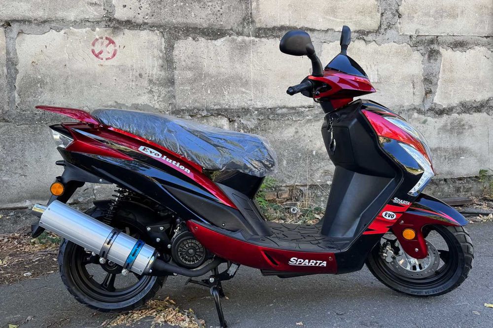 Скутер-мопед новий Evolution 150сс