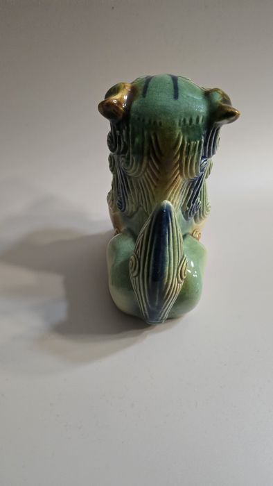 Pies chiński foo fo