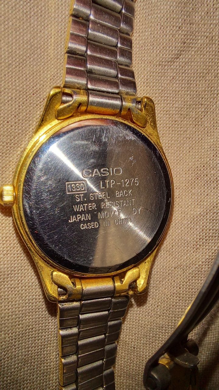 Женские часы Casio кварцевые