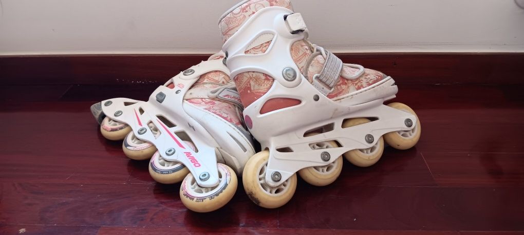 Patins em linha de criança