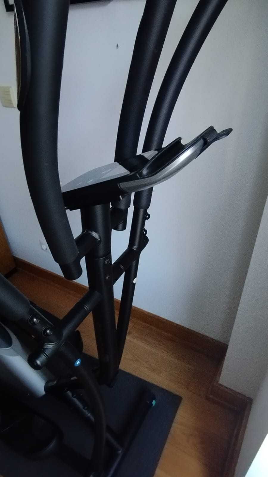 Bicicleta Elíptica Domyos como nova