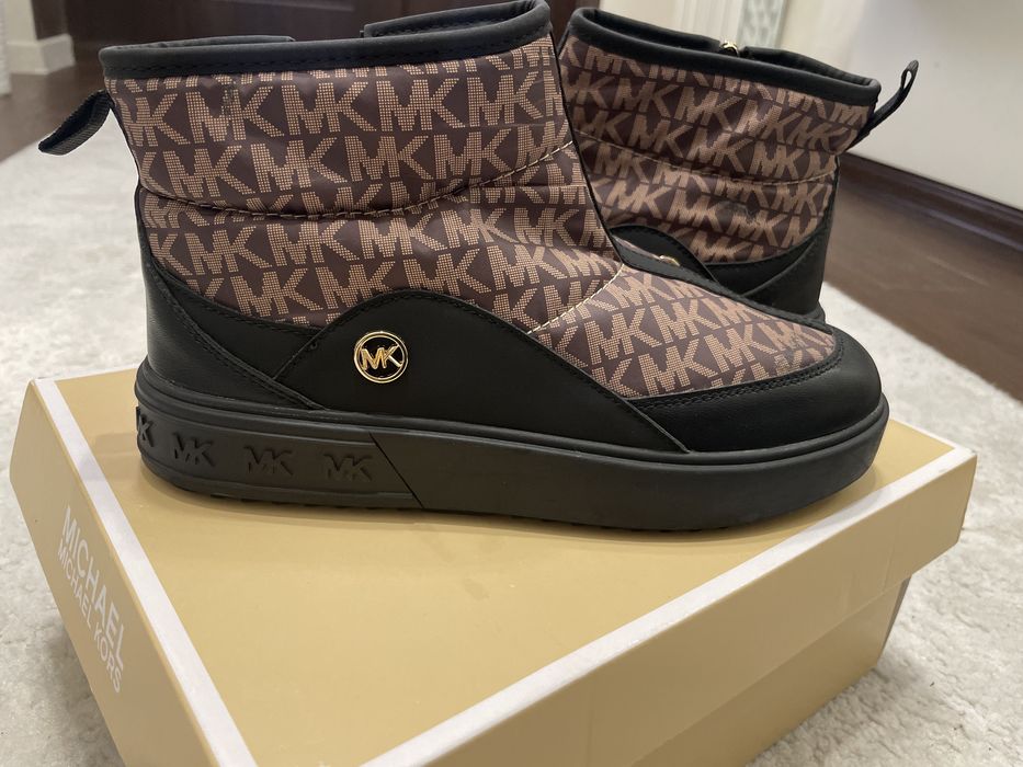 Ботінки Майкл Корс,оригінал