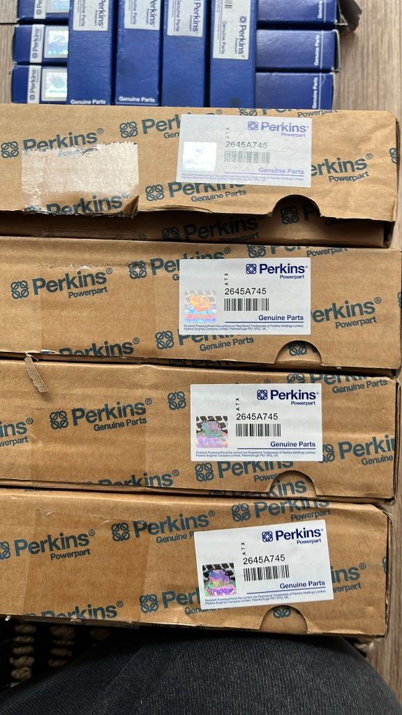 Wtryskiwacz paliwa Perkins Cat Massey Ferguson  26.45A.745,  2645K023