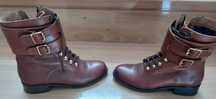 Botas pele castanhas