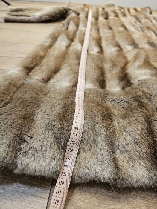 Sprzedam wyjątkowe, naturalne futro z norek w bardzo dobrym stanie!