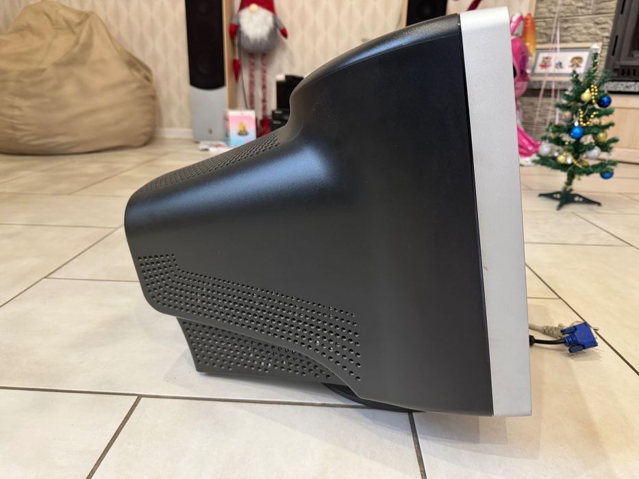 Монитор Samsung syncmaster 793 df Монітор Самсунг