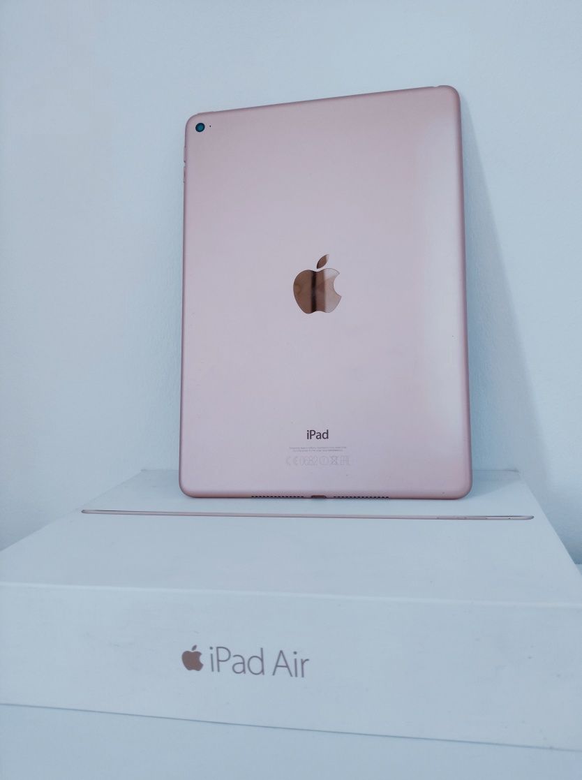 iPad Air 2 Dourado