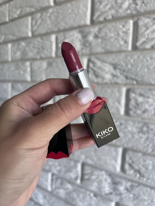 Помада kiko нова