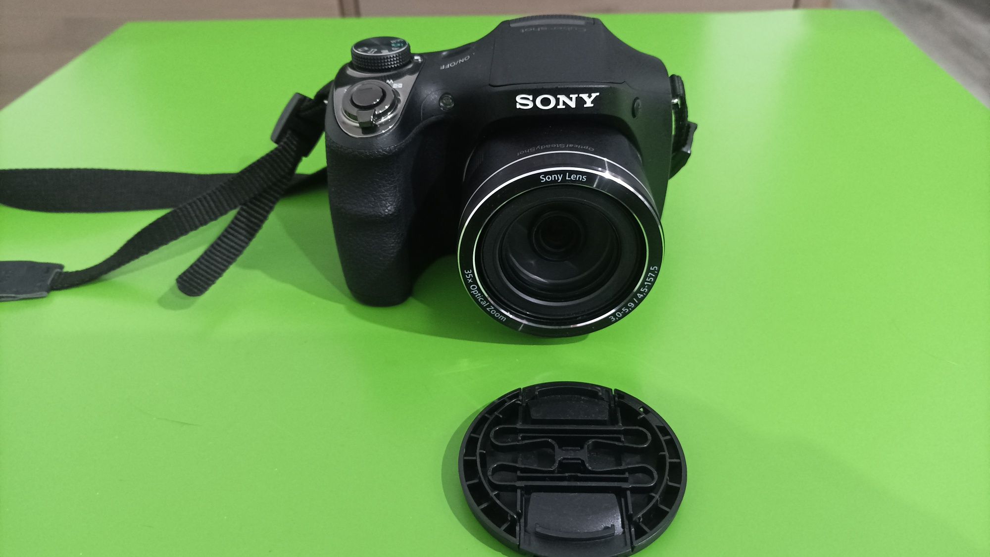 Câmera fotográfica DSC - H300