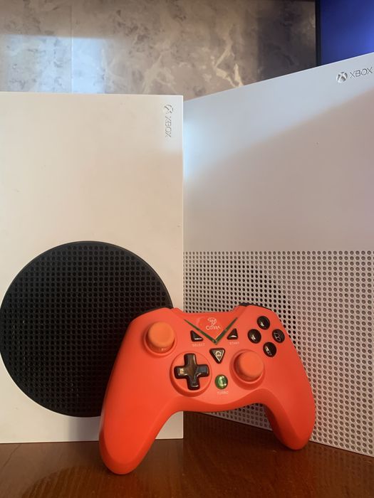 Xbox Series S + Xbox One S / в хорошем состоянии