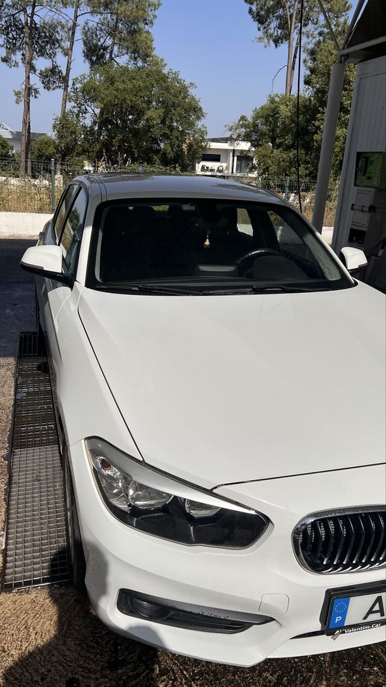 BMW 116D - Conforto, Estilo e Manutenção em Dia!