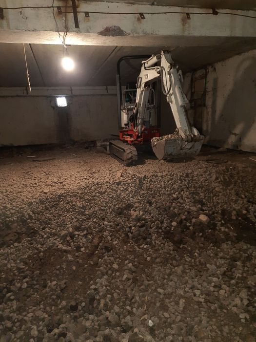 мініекскаватор екскаватор навантажувач оренда