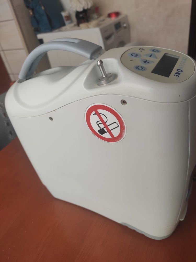 Przenośny koncentrator tlenu Inogen G2