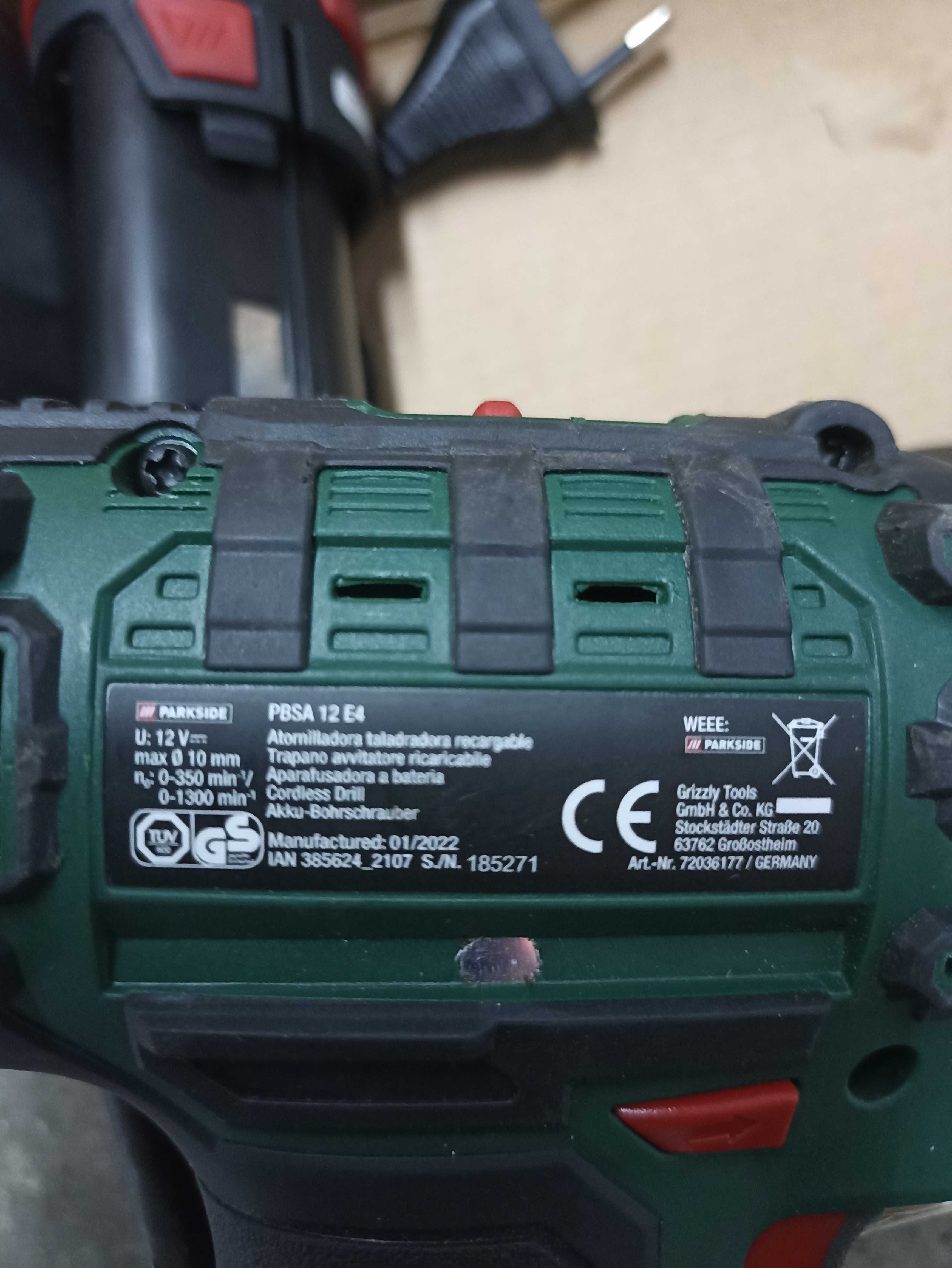 Aparafusadora Parkside 12V + Bateria e Carregador
