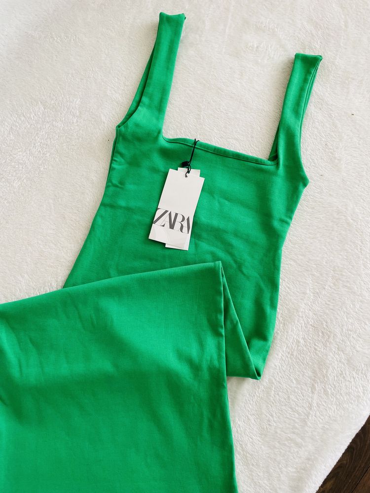 Плаття ZARA