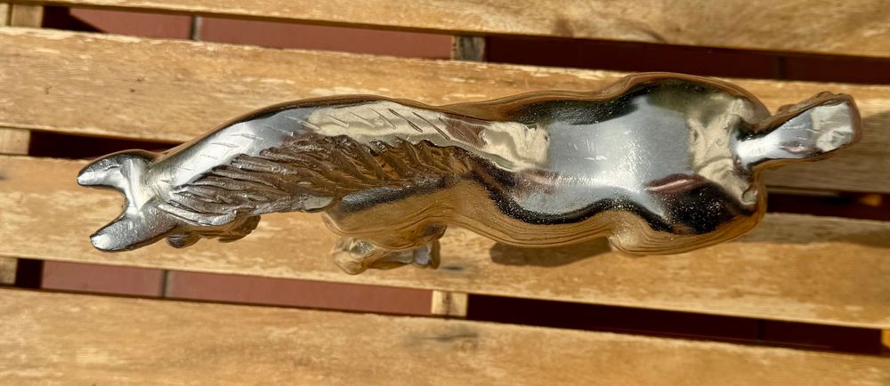 Metalowa figurka konia