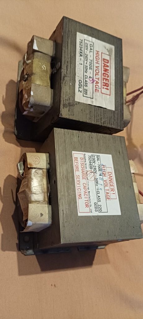 Transformator x2   /700w z mikrofalowki