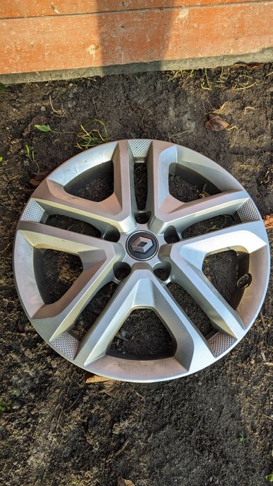 Ковпаки на диски Renault